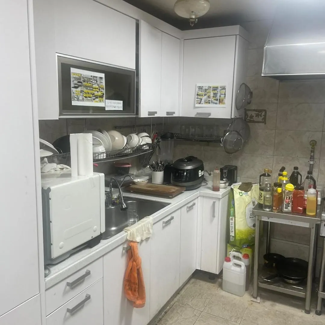Lyndon Guesthouse Jeju 0*,